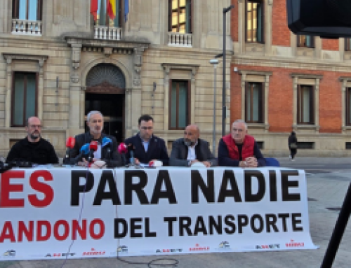 Los medios de comunicación se hacen eco de la denuncia del transporte navarro